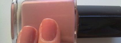 Совершенство от Avon Nailwear Pro