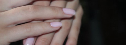 Розовый фарфор... Essence Color&go quick drying nail polish #05 Sweet as candy