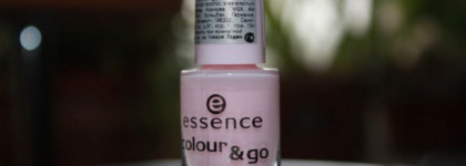 Розовый фарфор... Essence Color&go quick drying nail polish #05 Sweet as candy