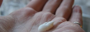 Миндальный увлажняющий лосьон и маска для рук от CND