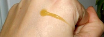 Маска c кислотами от REN.  Glycolactic Radiance Renewal Mask