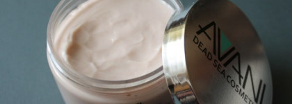 Увлажняющие средства Avani Dead Sea Cosmetics Spa Ultra Rich Body Butter (Milk/Honey) и Perlier Body Honey Miel