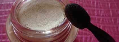 Shiseido Hydro-Powder Eye Shadow  Н12. Мой лимонный сахарок