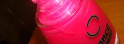 Два лака Dance Legend и один Orly