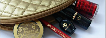 Косметичка декабря или собирательный образ на Новый год