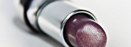 Oriflame Beauty Wonder Colour Lipstick 'Violet Fairy'