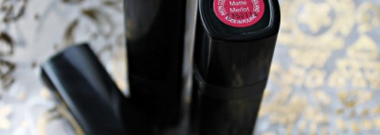 Avon Ultra Colour Matte Lipstick. Губная помада "Матовый цвет" (Matte Fuchsia, Matte Mauve, Matte Merlot)