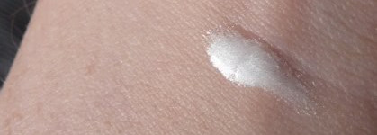 Крем хайлайтер Lancome Serum of Light Universal Radiance Booster