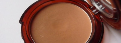 Сравним матовые бронзеры Benefit и Isa Dora