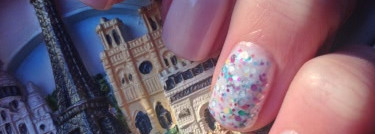 Белый снег и конфетти - такие разные лаки Essie nail lacquer #5 Allure и China Glaze nail lacquer  #81120 "It's a Trap-Eze!"