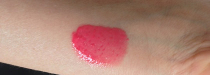 Яркое лето с яркими губами