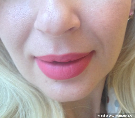 Отзыв о стойкой матовой помаде Bourjois Rouge Edition Velvet Lipstick в оттенке #09 Happy Nude Year