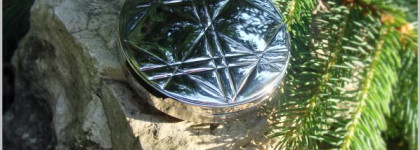 Вы еще не купили бронзер? Тогда он идет к Вам Diorskin Nude Tan  # Aurora 001