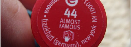 Essence lipstick - 44 Almost Famous - почти известная помада