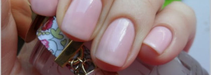 Еще немного China Glaze - Innocence & Midtown magic