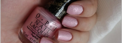Розовый песок - OPI Pussy Galore