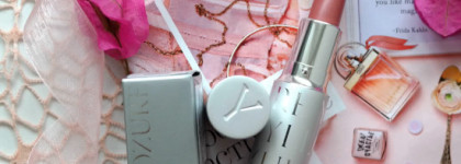 Помада для губ Yllozure Rouge Pur в оттенке 1023 Jacinthe