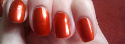 Огненно-рыжий OPI Deutsch You Want Me Baby?