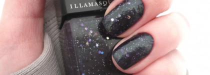 Illamasqua Nail Varnish Perseid: космос на кончиках пальцев или полная невнятность?