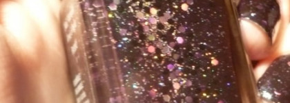 Illamasqua Nail Varnish Perseid: космос на кончиках пальцев или полная невнятность?