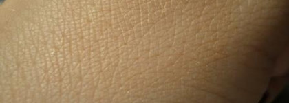 Тональная основа Lancome Teint Miracle spf 15 в оттенке 01 Beige Albatre