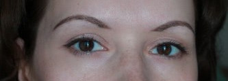 Контурный карандаш для бровей Shiseido natural eyebrow pencil в оттенке BR 602 Deep Brown