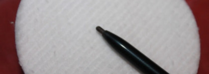 Карандаш для бровей Anastasia Beverly Hills Brow Wiz в оттенке «Brunette»