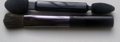 Снежная драма: Shiseido Luminizing Satin Eye Color Trio - GY901 Snow Shadow