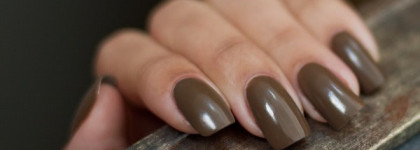 O.P.I. - A-taupe the Space Needle