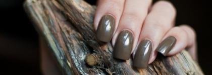 O.P.I. - A-taupe the Space Needle