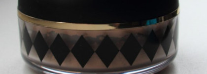 И не друг, и не враг, а так  - Sisley Transparent Loose Face Powder #3 sandy