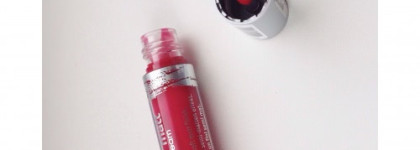 Essence Stay Matt Lip Cream #2 Smooth Berry