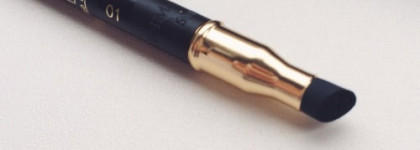 Карандаш с историей - Chanel Le Crayon Yeux precision eye definer #01 Noir - Black