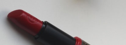 Essence Longlasting Lipstick #03 Dare to wear