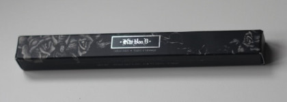 Трилогия о Kat Von D. Часть первая: Kat Von D Tattoo Liner Trooper /ink black/