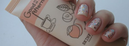 Прекрасный Skinfood Good Afternoon Peach Green Tea BB SPF 20 PA++ (№2 - Natural Beige)