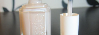 Изящный и нежный оттенок Ballet Slippers от Essie (№6)