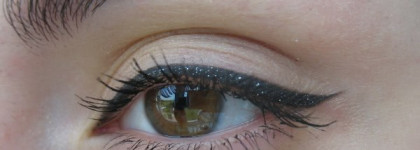 Звёздное небо от Collistar Silk Effect Eye Shadow №20 (Nero Silver)