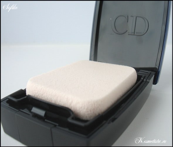 Матирующая пудра для лица Dior Diorskin X4 Control Poreless & Matte High Protection Makeup Waterproof SPF 20 PA++ (№23 Peach)