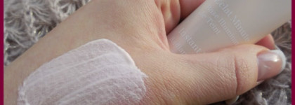 Обновлённая база под макияж, придающая сияние коже, Clarins Eclat Minute Instant Light Radiance Base Complexion №01 Rose