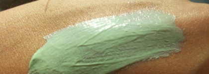 Clinique Redness Daily Protective Base  - Основа под макияж, нейтрализующая покраснения SPF15