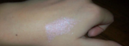 Не очень положительный пост о Shiseido Hydro-Powder Eye Shadow H11