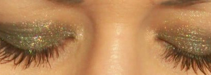 Кремовые тени Chanel Illusion D'Ombre Long Wear Luminous Eyeshadow № 84 Epatant