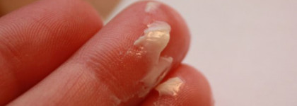 Skinfood Avocado Rich Eye Balm и Black Raspberry Su Cream