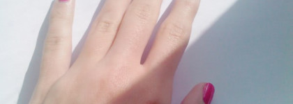 Яркая фуксия от Golden Rose