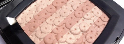 Lumiere D'artifices beiges illuminating powder от Chanel