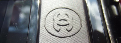 Chanel Ombre Essentielle Soft Touch Eyeshadow в оттенках Gris Equis, Trace, Sand,Taupe Grise