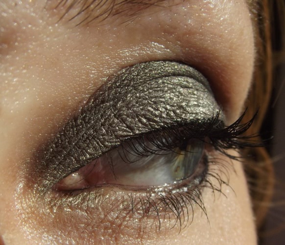 Avon Extra Lasting Eye Shadow Ink Cуперустойчивые Тени для век Тату-эффект Gold Gleam, Totally Taupe