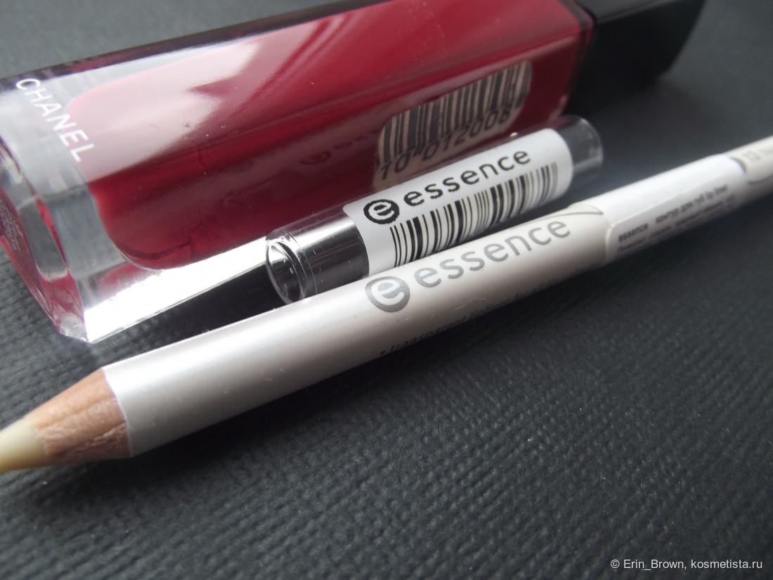Chanel Rouge Allure Gloss 19 Pirate  Red lip gloss, Lip gloss, Makeup  swatches