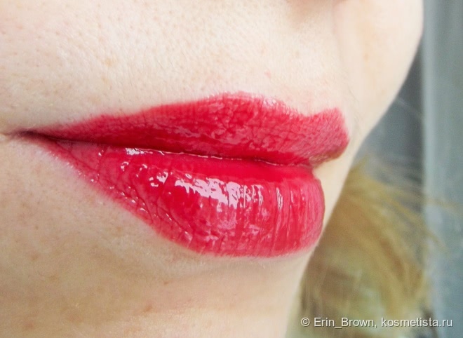 Идеальный тандем Chanel Rouge Allure Gloss Colour And Shine Lipgloss In One Click 19 Pirate и Essence lipliner 13 Transparent